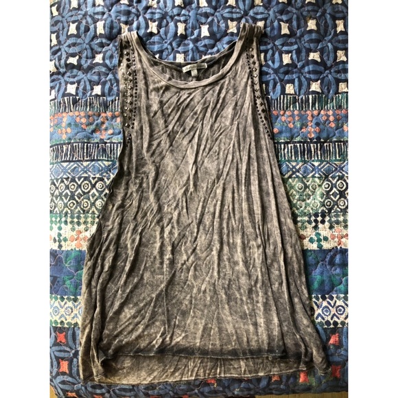 Women’s top - Picture 1 of 3